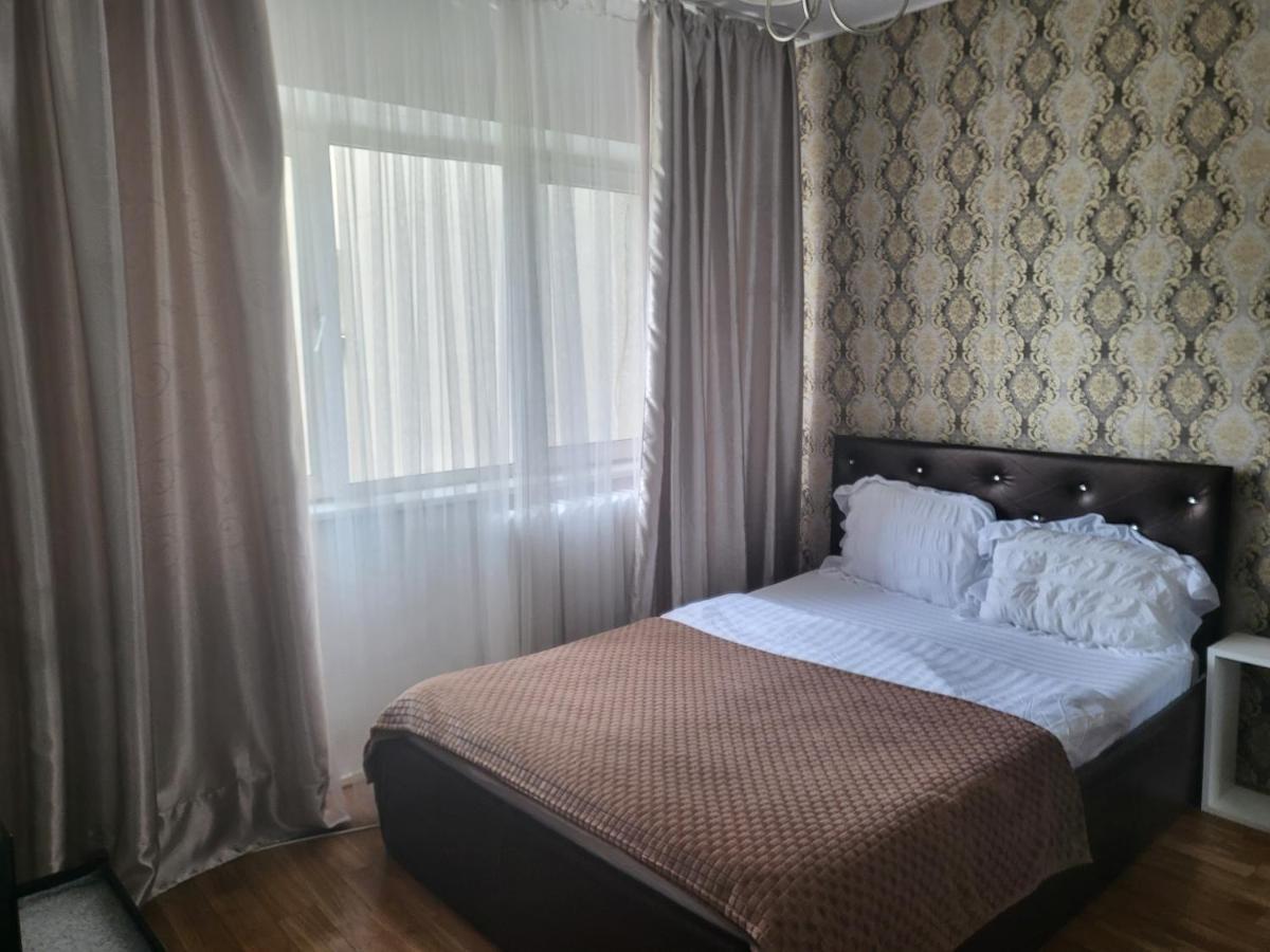 Apartament Cu 3 Camere Chiar In Inima Capitalei Bucharest Exterior photo